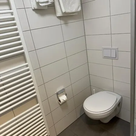 Schoenes 310 Direkt Am Flughafen-messe Und Si-centrum Stuttgart Leinfelden-Echterdingen